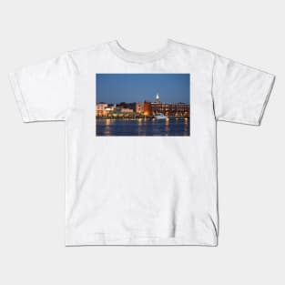 Wilmington At Night Kids T-Shirt